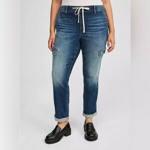 NWT Torrid Weekend Denim Blue Boyfriend Mid-Rise Cargo Jean, Size 4x